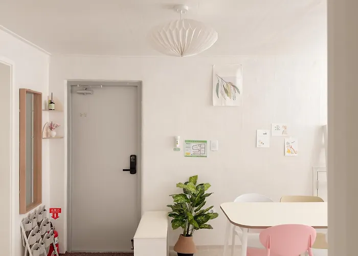 Comfortable 동묘2분 동대문 낙산공원 Ddp 남산 명동 인사동 광화문 Seoul
