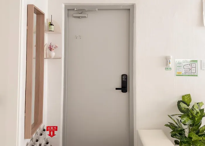 Comfortable 동묘2분 동대문 낙산공원 Ddp 남산 명동 인사동 광화문 Seoul